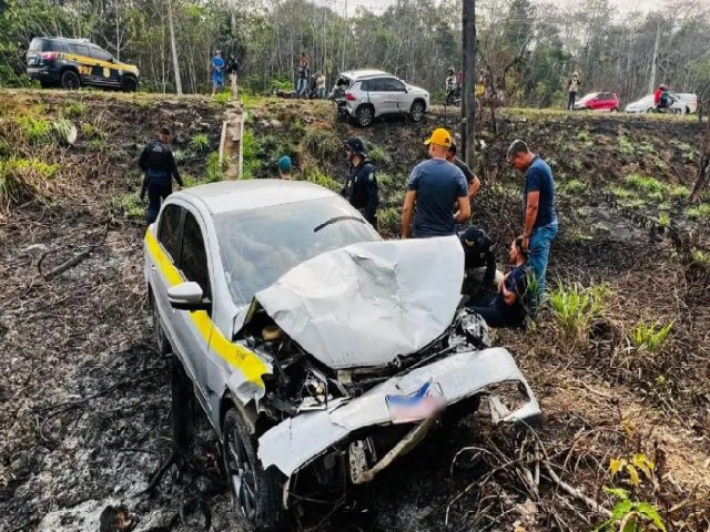 Suposto desentendimento entre casal, seria a causa de acidente na estrada da Variante em Cruzeiro do Sul