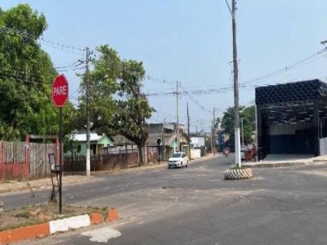 Acidente entre motocicletas em rotatria de Cruzeiro do Sul acende alerta para ateno no trnsito