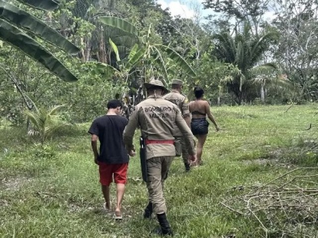 Mulher desaparecida  resgatada por Bombeiros em rea de mata em Feij