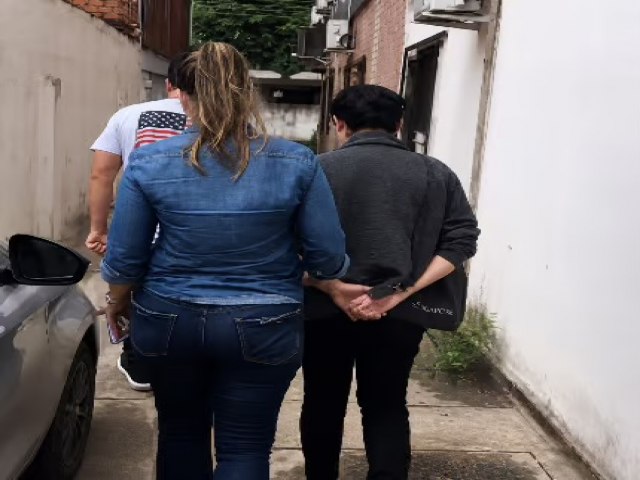 Foragida condenada por tr�fico de drogas � presa pela Denarc em Rio Branco