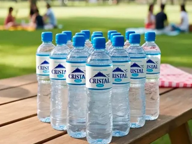 Bact�ria encontrada na �gua Crystal � a mesma achada em produtos Yp�