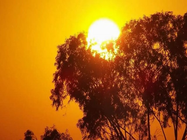 Vale do Juru� ter� segunda-feira de calor, sol e baixa umidade do ar