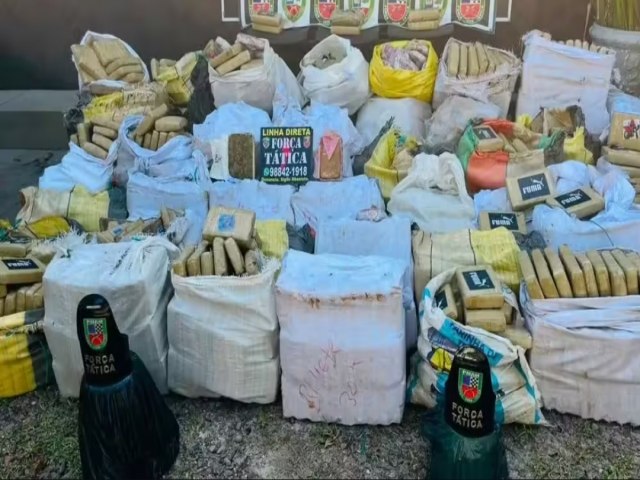 PM apreende mais de 1,5 tonelada de drogas e 60 coletes bal�sticos durante opera��o em Manaus