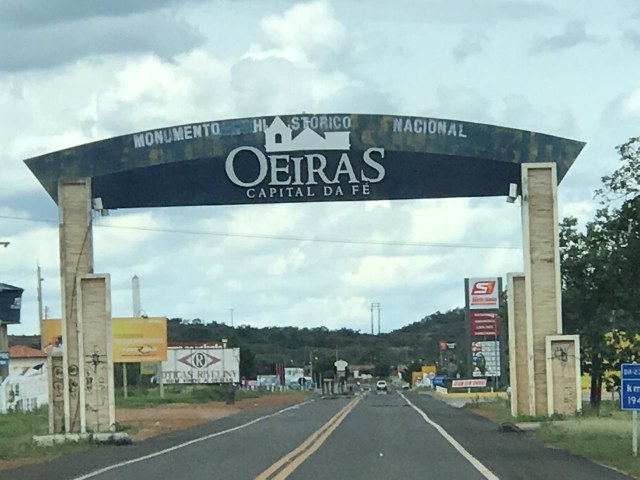 Coliso entre veculos deixa uma pessoa ferida na BR 230 em Oeiras