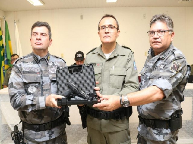 Polcia Militar entrega armas e refora efetivo em Oeiras -PI