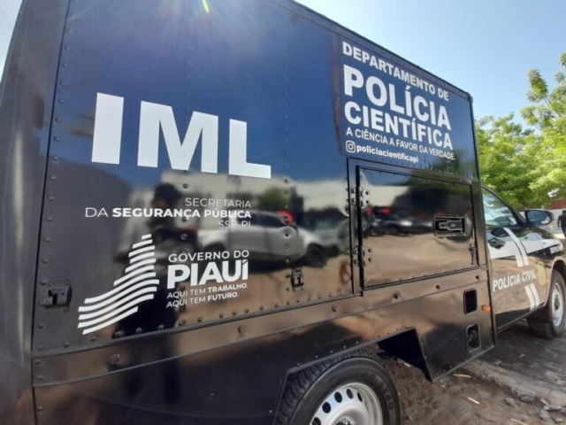 Homem  perseguido e morto a tiros no quintal de uma casa na Zona Leste de Teresina