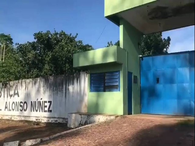 Quatro dos dezessete foragidos da Penitenciria de Bom Jesus so recapturados, treze seguem foragidos