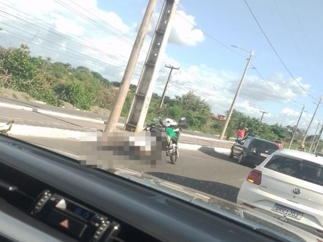 Jovem morre em acidente de moto na Avenida Henry Wall de Carvalho, em Teresina