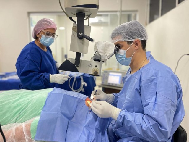 Governo do Estado inicia Multiro para realizao de 1.200 cirurgias de catarata, em Oeiras 