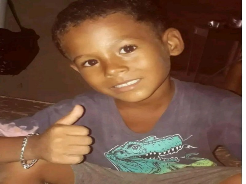 Menino de 7 anos, morre vtima de envenenamento no PI; irmo de 8 anos segue internado