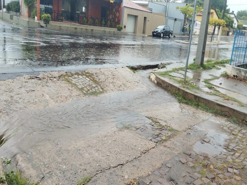 Em pleno B-R-O BR, Piau est h dois dias com fortes chuvas em boa parte do estado e segundo meteorologistas, pode cair at granizo nos prximos dias