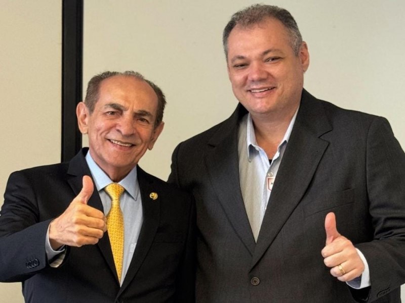 Prefeito Eleito de Piracuruca, Marcelo Jatob, rene-se com senador Marcelo Castro, em Braslia 