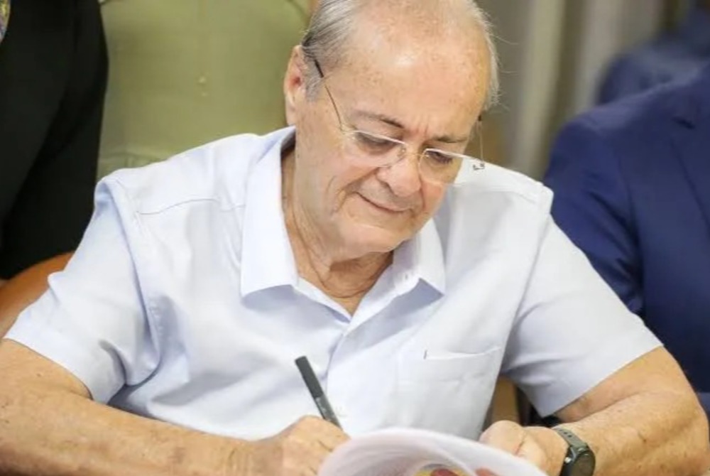Imagem da Not&iacute;cia V�DEO:Prefeito autoriza nomea��o de 131 aprovados no concurso da FMS 