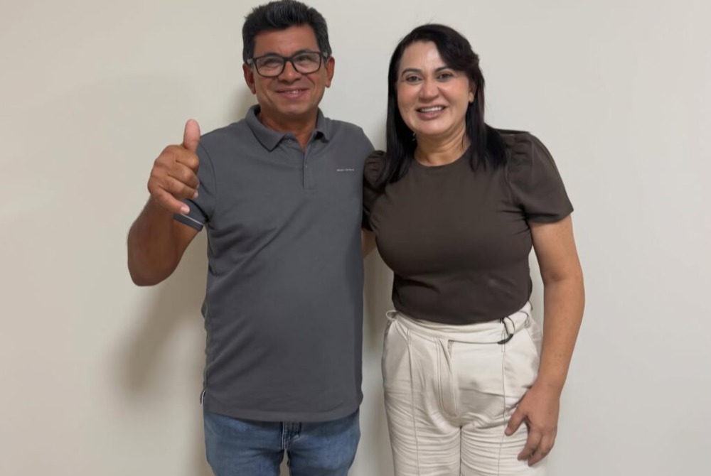 Pr�-candidata a deputada federal Eliane Soares recebe apoio de Pedro do Pipa em Ouricuri