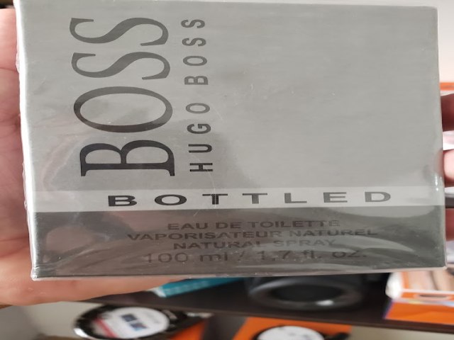Perfume masculino contra tipo Boss (importado)