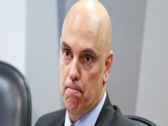Advogado pede prisão de Alexandre de Moraes