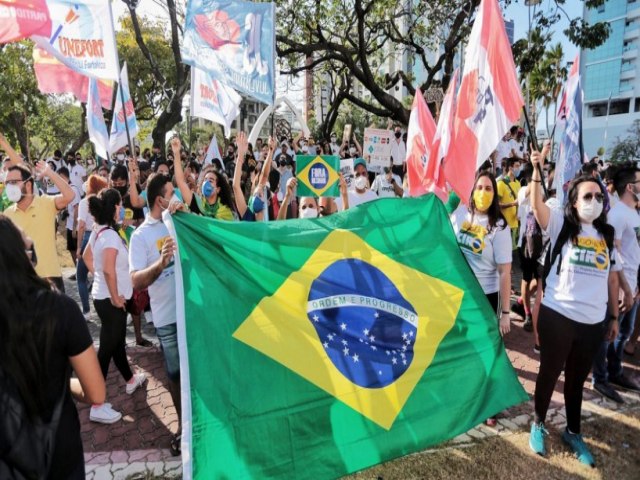 Atos contra Bolsonaro se limitaram à militância