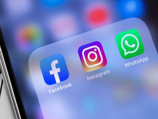 Facebook diz que falha de configuração deixou rede social fora do ar