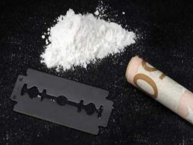 Professora dá tarefa pedindo para adolescentes calcularem valor de cocaína