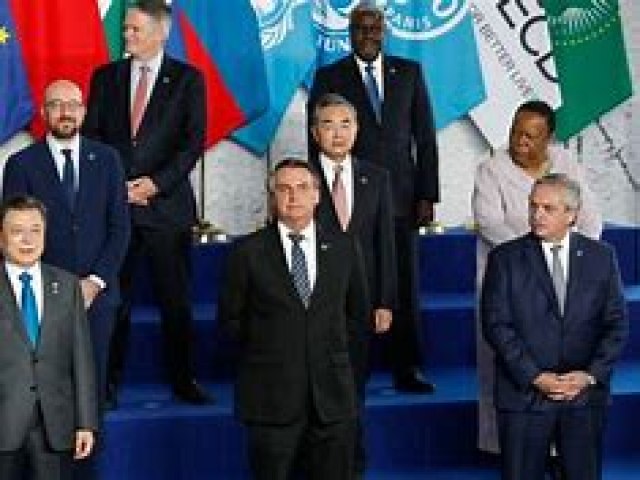 Em discurso no G20, Bolsonaro pede esforo por vacinas e medicamentos