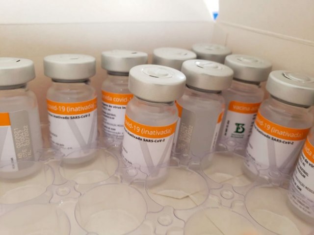 Posto de Saúde de Juazeiro do Norte/CE sem geladeira para vacinas anti-Covid-19