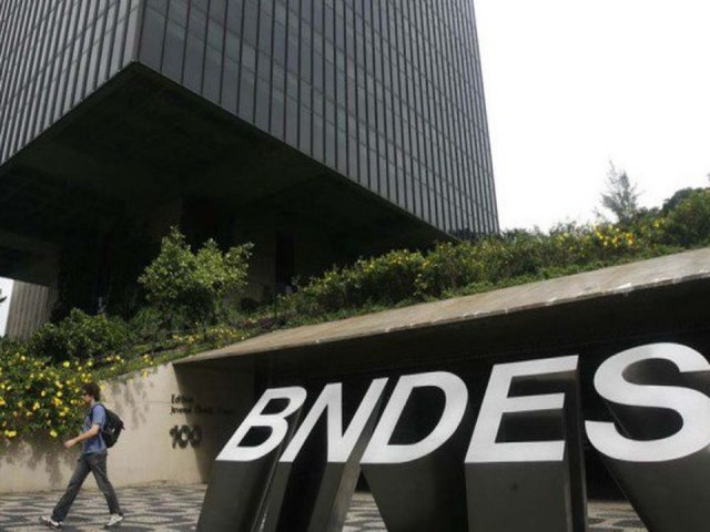BNDES lucra R$ 11 bilhões no 3º trimestre