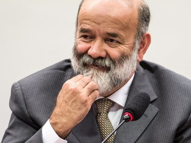 TRF-4 aumenta pena de Renato Duque, ex-diretor da Petrobras, na Lava Jato