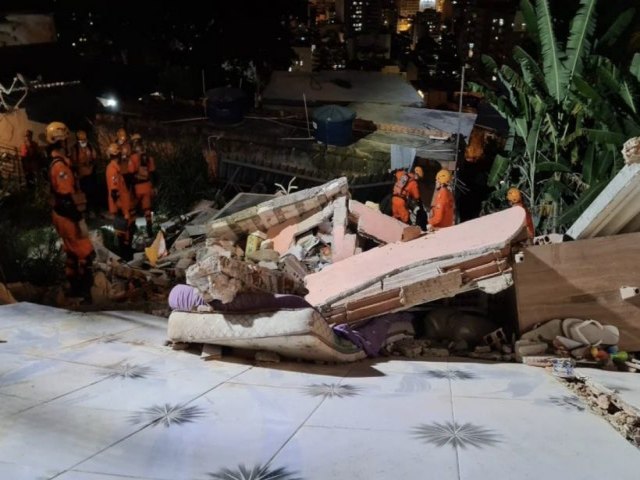 Tragédia no Rio: edifício desaba no Salgueiro