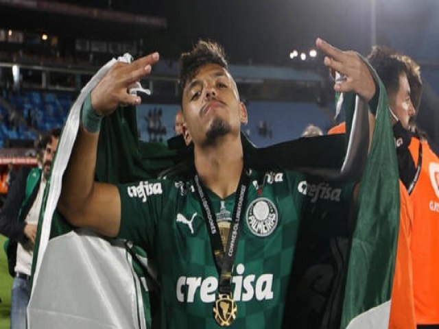 Gabriel Menino renova com o Palmeiras até 2025 e se pronuncia após polêmica: Peço perdão