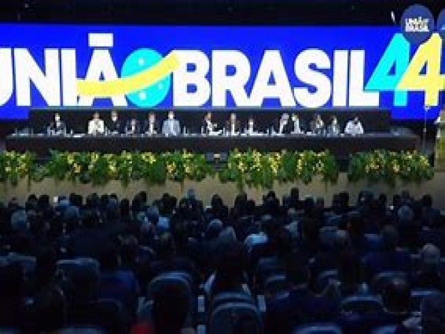 União Brasil perde 16 deputados em 32 dias