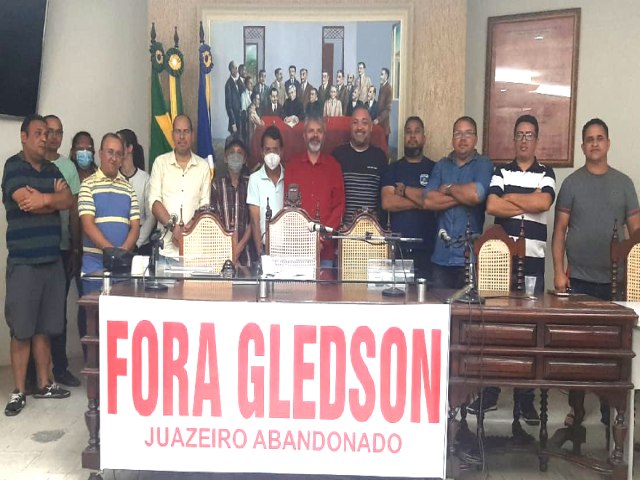 Ato Cívico Em Defesa de Juazeiro do Norte reúne lutadores na Câmara Municipal