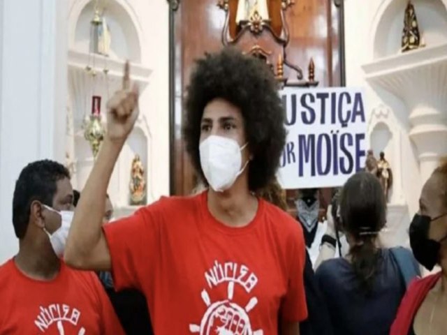 Câmara de Curitiba cassa mandato de petista que profanou igreja