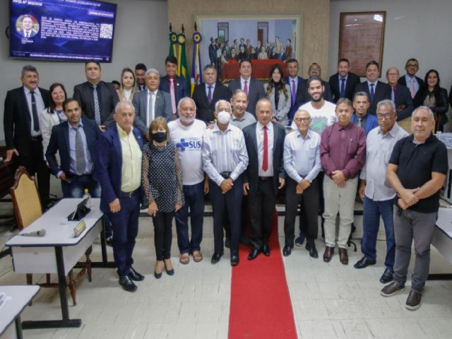 Câmara de Juazeiro do Norte se despede da sede da Rua do Cruzeiro em sessão que reuniu ex-presidentes e ex-vereadores