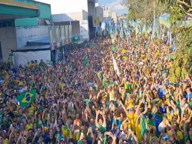 Campanha de Lula tenta mais uma vez impedir imagens do presidente Bolsonaro