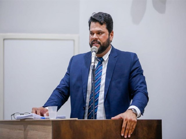 Vereador Márcio Joias reassume mandato na Câmara Municipal de Juazeiro do Norte