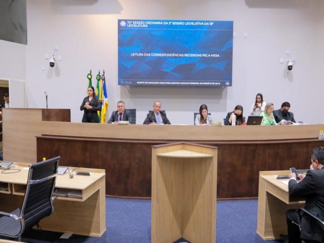 Vereadores voltam a apontar nomeações de parentes do prefeito e perseguições em secretarias de Juazeiro do Norte