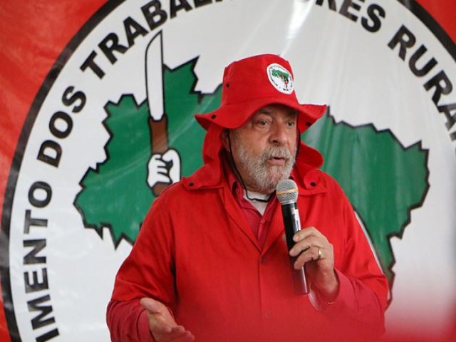 Governo Lula revela gastos de Bolsonaro com carto corporativo e quebra a cara; Petista e Dilma so os que mais gastaram