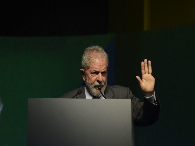 O espetculo de hipocrisia de Lula