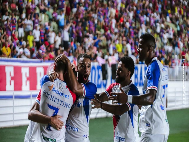 Fortaleza vence Barbalha com gol no acrscimos na Arena Romeiro