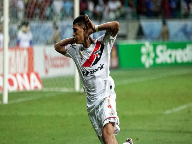 Com gols de Erick Pulga, Ferrovirio empata com Bahia na Fonte Nova pela Copa do Nordeste