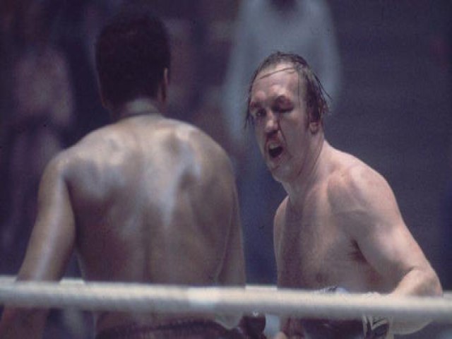 Chuck Wepner, o lutador que derrubou Muhammad Ali e inspirou personagem Rocky Balboa