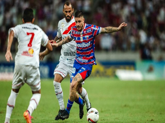 Ferroviário e Fortaleza empatam no Castelão pela ida da semifinal do Campeonato Cearense