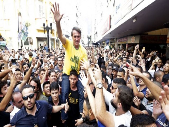Bolsonaro, um líder de multidões