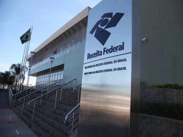 Arrecadação federal cai pelo quarto mês seguido e recua para R$ 174,3 bilhões em setembro