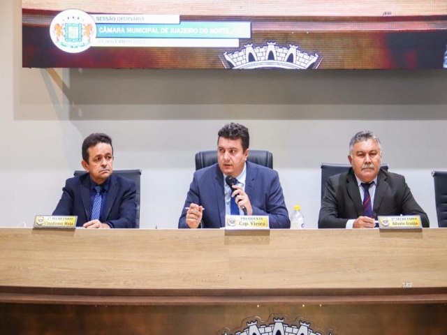 Câmara Municipal aprova projetos e discute situação de obras paradas em Juazeiro do Norte