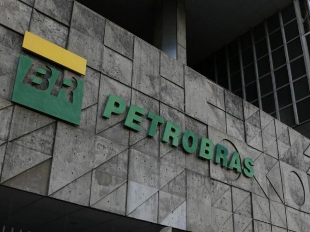 Lucro da Petrobras tem queda de 42% no 3º trimestre de 2023