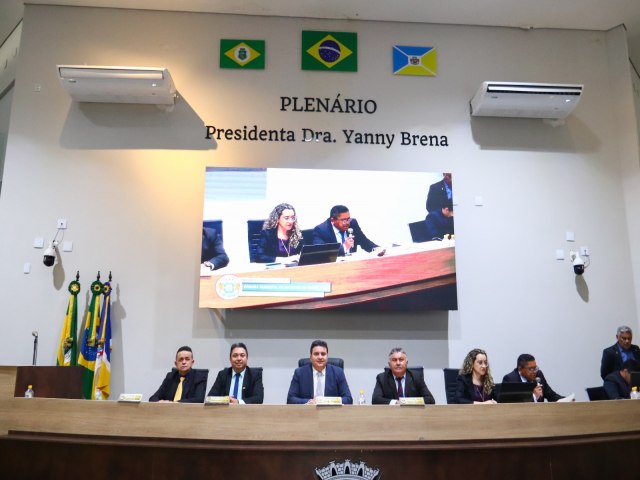 Presidente Capito Vieira lamenta apago que prejudicou andamento da sesso ordinria desta tera (14)