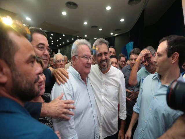 PontoPoder Cafezinho: Troca-troca de presidentes de partido no Ceará muda o jogo eleitoral para 2024