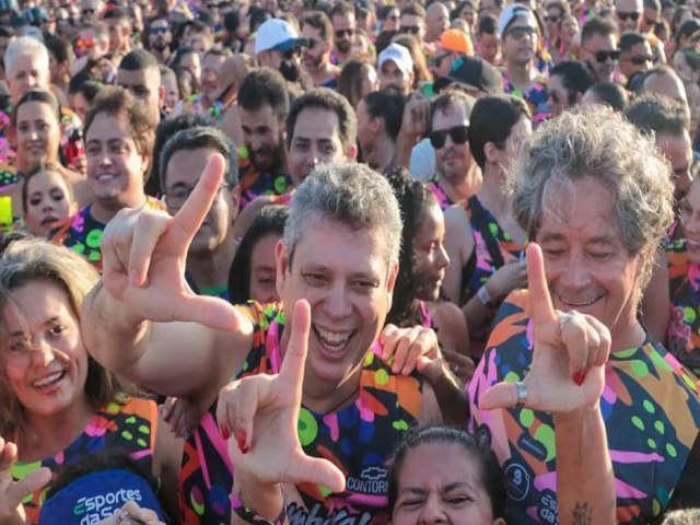 Ministro de Lula escondeu Carnaval de agenda e pagou custos de fotgrafo com dinheiro pblico