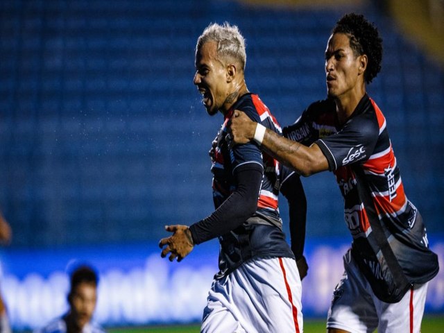 Ferroviário vence Iguatu por 1 a 0, na primeira partida das Quartas de Final do Cearense